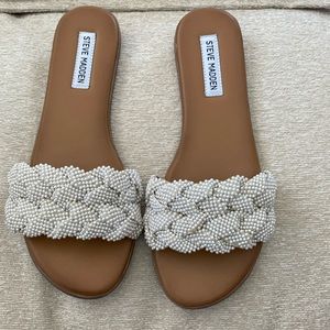 STEVE MADDEN PHRAYA WHITE SANDALS